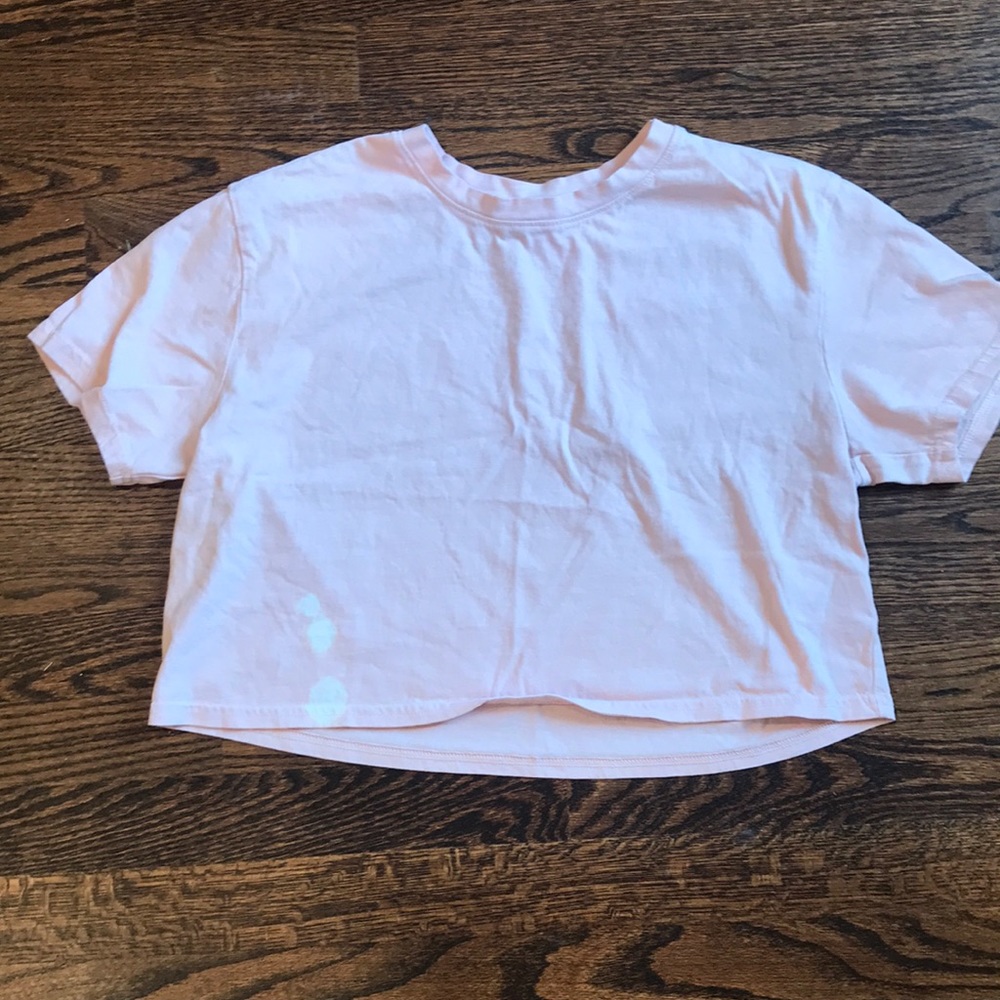 Pink cropped t shirt